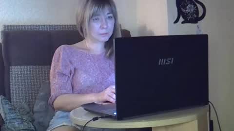 ellajohnsonx online show from March 15, 2026, 9:26 am