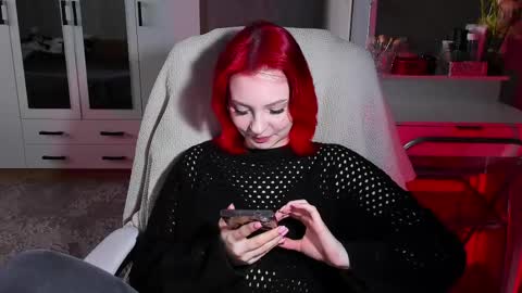 ellales online show from April 28, 2026, 8:41 am