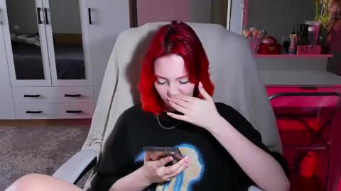 ellales online show from May 15, 2026, 8:54 am