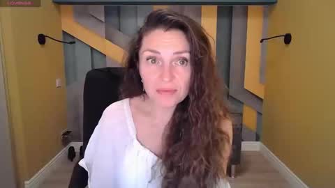 Snapshot of ellalongs chatting on January 19, 2025, 3:32 pm EllaLongs online show from January 19, 2025, 3:32 pm