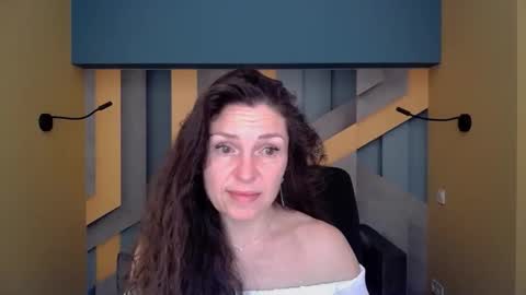 EllaLongs online show from January 13, 2026, 12:43 pm