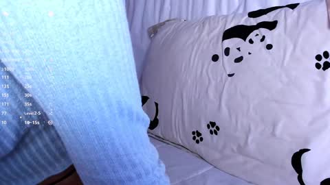 Snapshot of ellamilano chatting on January 19, 2025, 7:15 pm Ella online show from January 19, 2025, 7:15 pm