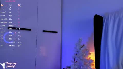 Snapshot of ellamilano chatting on February 12, 2025, 7:13 pm Ella online show from February 12, 2025, 7:13 pm