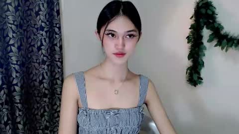 ELLA online show from October 4, 2025, 9:46 pm