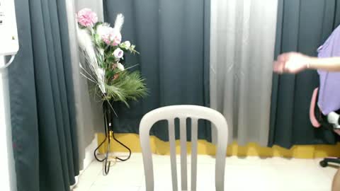 Snapshot of ellamiller69 chatting on June 16, 2026, 4:20 pm ELLA online show from June 16, 2026, 4:20 pm