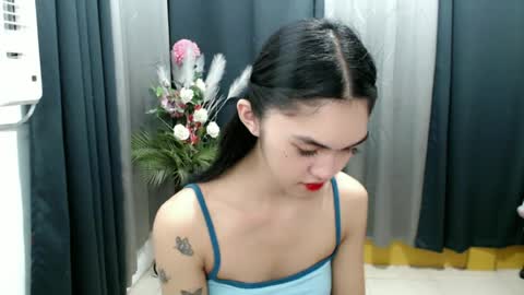 ELLA online show from July 5, 2026, 4:25 pm