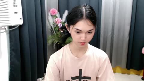 ELLA online show from July 28, 2026, 7:39 pm