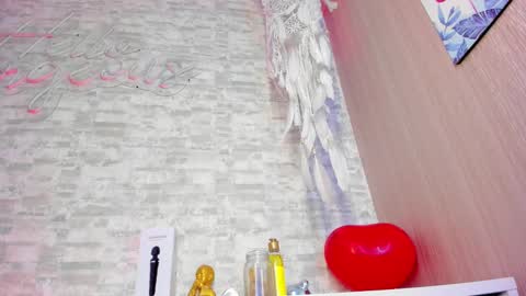 Snapshot of ellamontoya chatting on February 23, 2025, 9:44 am Ella online show from February 23, 2025, 9:44 am