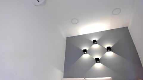 Snapshot of ellamontoya chatting on October 1, 2025, 10:43 am Ella online show from October 1, 2025, 10:43 am