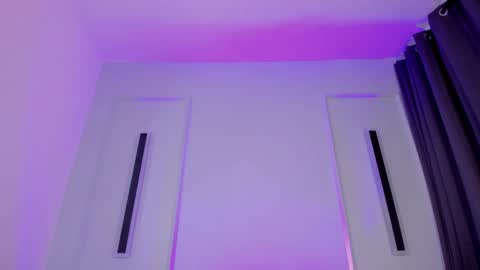 Snapshot of ellamontoya chatting on November 11, 2025, 12:16 pm Ella online show from November 11, 2025, 12:16 pm