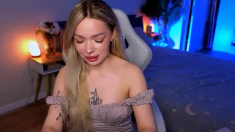 Ella online show from February 12, 2026, 5:57 am