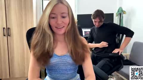 Snapshot of ellcrys chatting on February 20, 2025, 3:56 am im Elsa lets go Subscribe to my OF and Youtube -35 online show from February 20, 2025, 3:56 am