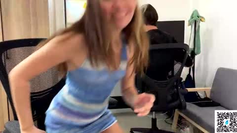 Snapshot of ellcrys chatting on February 20, 2025, 7:01 am im Elsa lets go Subscribe to my OF and Youtube -35 online show from February 20, 2025, 7:01 am