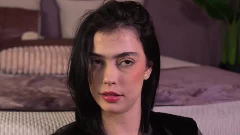 Elle Diane online show from February 17, 2025, 3:47 am