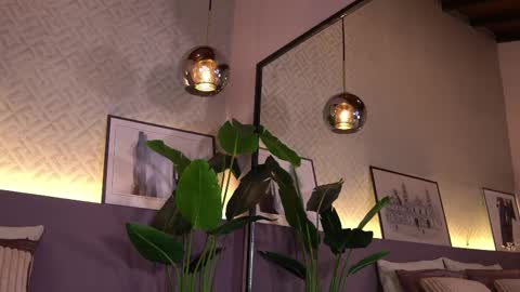 Elle Diane online show from March 4, 2025, 2:17 am