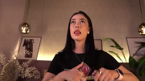 Snapshot of ellediane chatting on June 15, 2026, 12:13 am Elle Diane online show from June 15, 2026, 12:13 am
