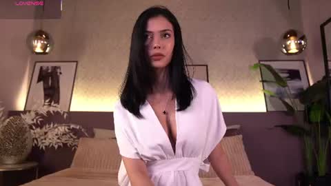 Snapshot of ellediane chatting on July 8, 2026, 10:03 pm Elle Diane online show from July 8, 2026, 10:03 pm