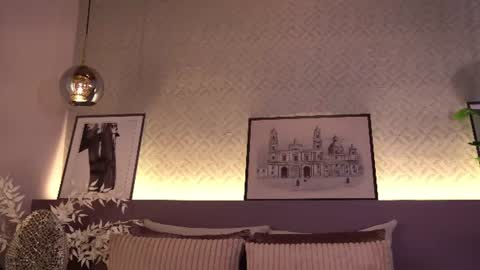 Snapshot of ellediane chatting on July 10, 2026, 10:12 pm Elle Diane online show from July 10, 2026, 10:12 pm