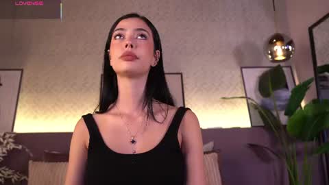 Snapshot of ellediane chatting on July 15, 2026, 10:26 pm Elle Diane online show from July 15, 2026, 10:26 pm