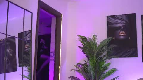 EllenKarter online show from June 25, 2026, 5:12 am
