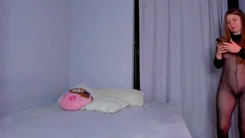 Snapshot of ellenmays chatting on March 1, 2025, 7:04 pm Ellen online show from March 1, 2025, 7:04 pm