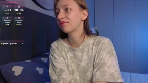 Snapshot of ellie_hollow chatting on November 13, 2025, 7:07 am Ellie online show from November 13, 2025, 7:07 am