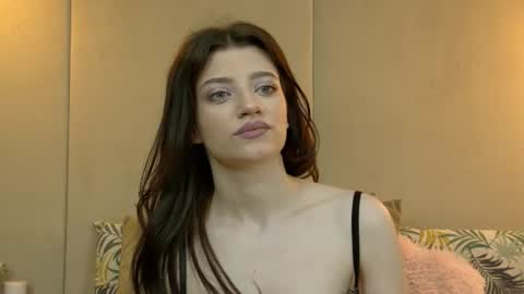 Snapshot of ellie_west chatting on July 19, 2026, 5:11 am EllieWest online show from July 19, 2026, 5:11 am