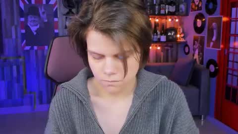 Snapshot of elliemurler chatting on September 25, 2025, 9:02 am elliemurler online show from September 25, 2025, 9:02 am