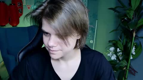 Snapshot of elliemurler chatting on October 1, 2025, 9:26 am elliemurler online show from October 1, 2025, 9:26 am