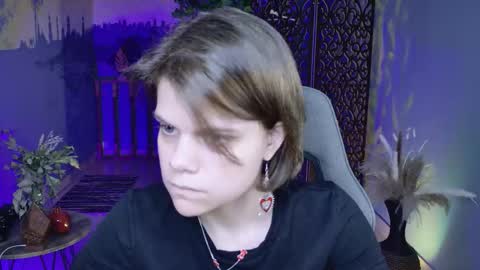 Snapshot of elliemurler chatting on October 7, 2025, 9:06 am elliemurler online show from October 7, 2025, 9:06 am