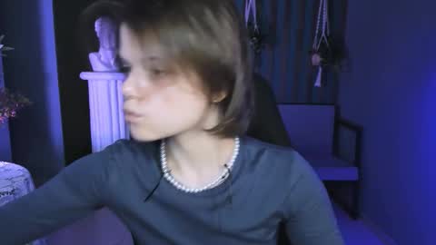 Snapshot of elliemurler chatting on October 17, 2025, 9:12 am elliemurler online show from October 17, 2025, 9:12 am