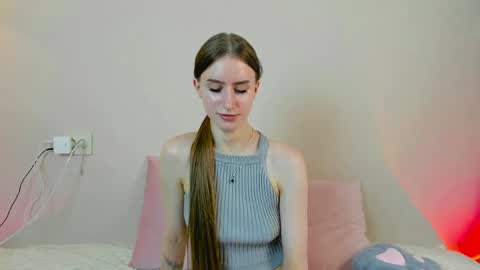 Snapshot of ellierough chatting on May 4, 2026, 5:42 pm ellierough online show from May 4, 2026, 5:42 pm