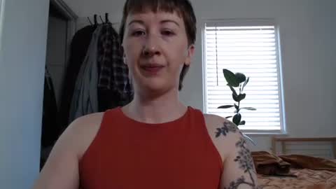 Ellie Rowyn online show from February 26, 2026, 7:13 pm