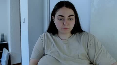 Ellie online show from May 2, 2026, 7:35 am