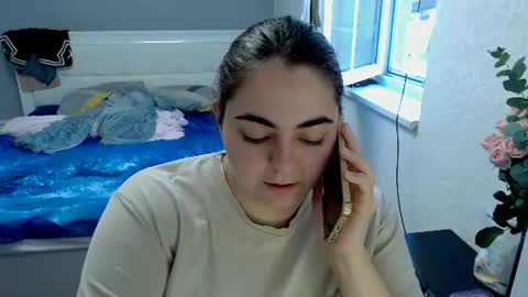 Snapshot of ellies_8 chatting on July 23, 2026, 7:39 am Ellie online show from July 23, 2026, 7:39 am