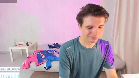 elliot_winki online show from July 12, 2026, 8:55 pm