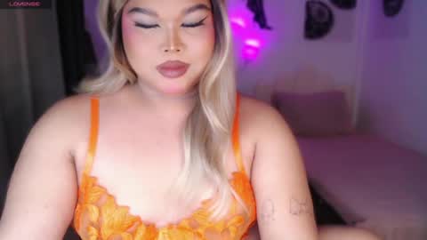 Snapshot of ellise_husson chatting on July 9, 2026, 2:37 am Ellise online show from July 9, 2026, 2:37 am