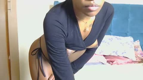 elllanna online show from May 7, 2026, 8:47 pm