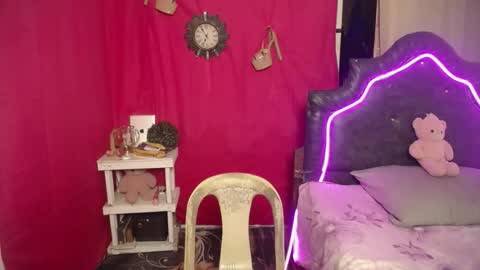 ELLORREY online show from February 22, 2026, 11:36 pm