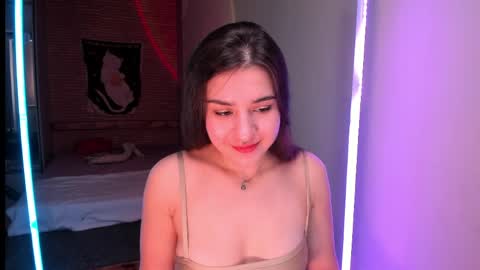 Snapshot of elly__green chatting on April 15, 2026, 2:18 am Elly online show from April 15, 2026, 2:18 am