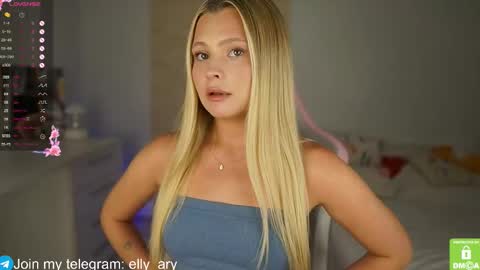 elly_ary online show from September 15, 2025, 5:13 pm