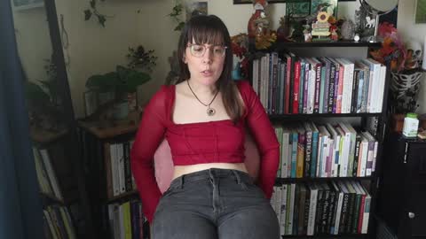 Snapshot of ellynaomi chatting on October 18, 2025, 4:52 pm Elly Naomi online show from October 18, 2025, 4:52 pm