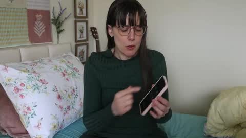 Snapshot of ellynaomi chatting on May 2, 2026, 5:18 pm Elly Naomi online show from May 2, 2026, 5:18 pm