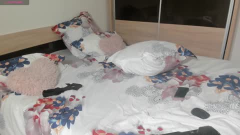 ellslimdoll online show from January 11, 2025, 12:33 am