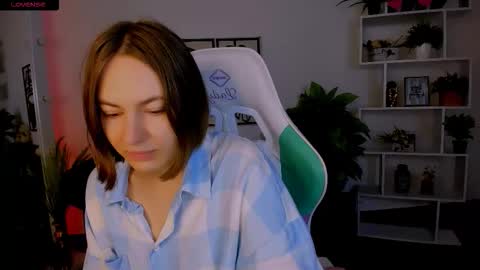 Snapshot of elma_lily chatting on October 9, 2025, 7:06 am elma_lily online show from October 9, 2025, 7:06 am