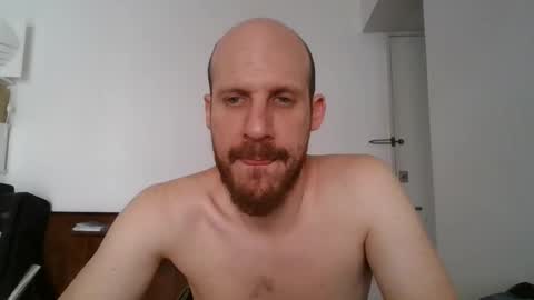 Snapshot of elmatirestrepo chatting on January 1, 2025, 3:57 pm Mati Restrepo online show from January 1, 2025, 3:57 pm