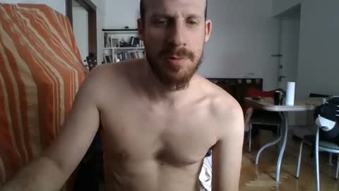 Snapshot of elmatirestrepo chatting on January 10, 2025, 4:41 pm Mati Restrepo online show from January 10, 2025, 4:41 pm