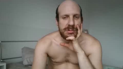 Snapshot of elmatirestrepo chatting on April 15, 2026, 7:54 pm Mati Restrepo online show from April 15, 2026, 7:54 pm