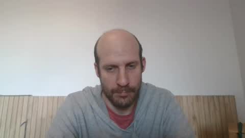 Snapshot of elmatirestrepo chatting on June 15, 2026, 12:07 pm Mati Restrepo online show from June 15, 2026, 12:07 pm