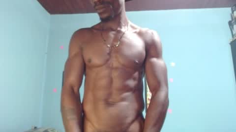 elmiltonnjakee online show from April 16, 2026, 8:09 pm